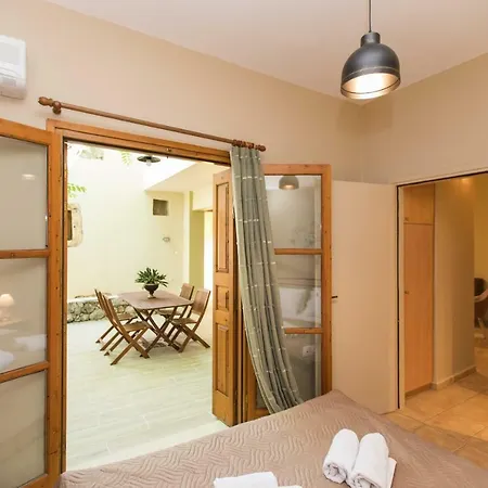 Kamaraki Apt#1 شقة ريثيمنو